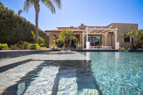 Wonderful Villa in Trappeto near the sea