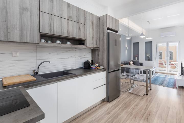 Liberty Apt by halu! Apartments gallery image 2