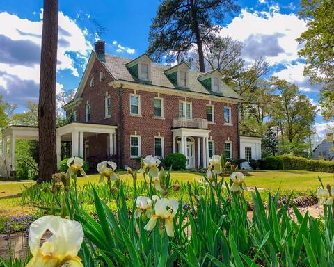 Entire Home Spacious & Clean 3600+sqft!