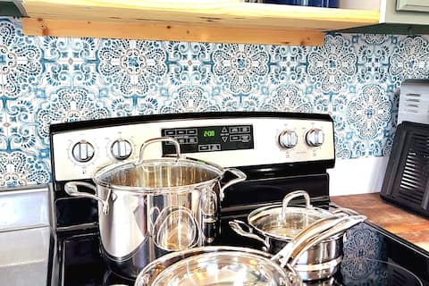 Vin's Place (Oberlin) College