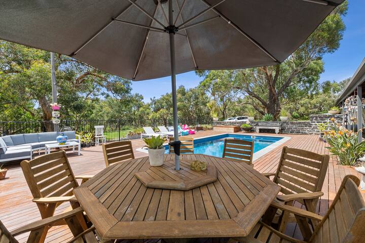 Resort living on Bells Beach acreage. gallery image 3