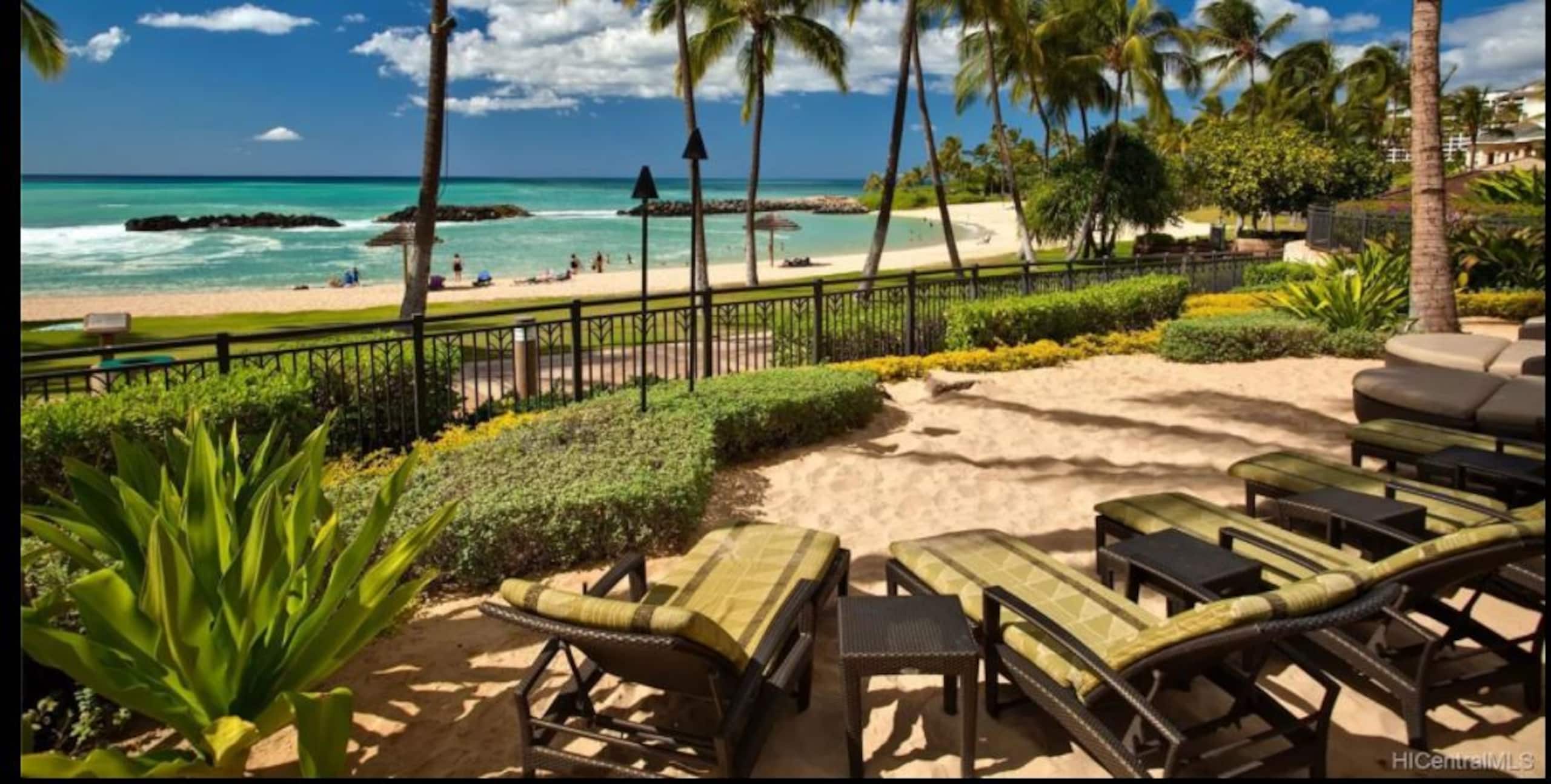 Condo in Kapolei · ★4.88 · 2 bedrooms · 4 beds · 2 private baths - Image 18