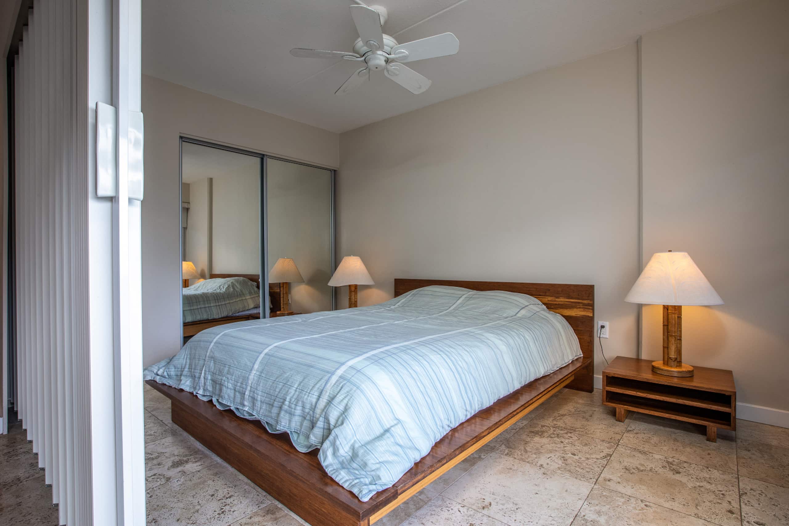 OCEAN VIEW 2 BEDROOM 2 BATHROOM APP AT ILIKAI! - Image 11