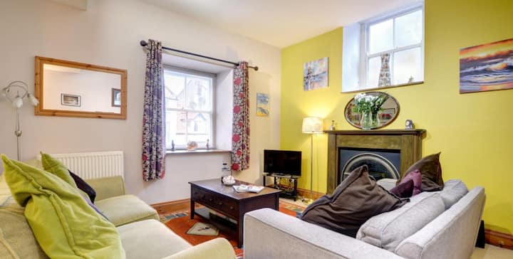 Old Chapel 'Sanctuary' In The Heart Of Staithes - 스테이시즈
