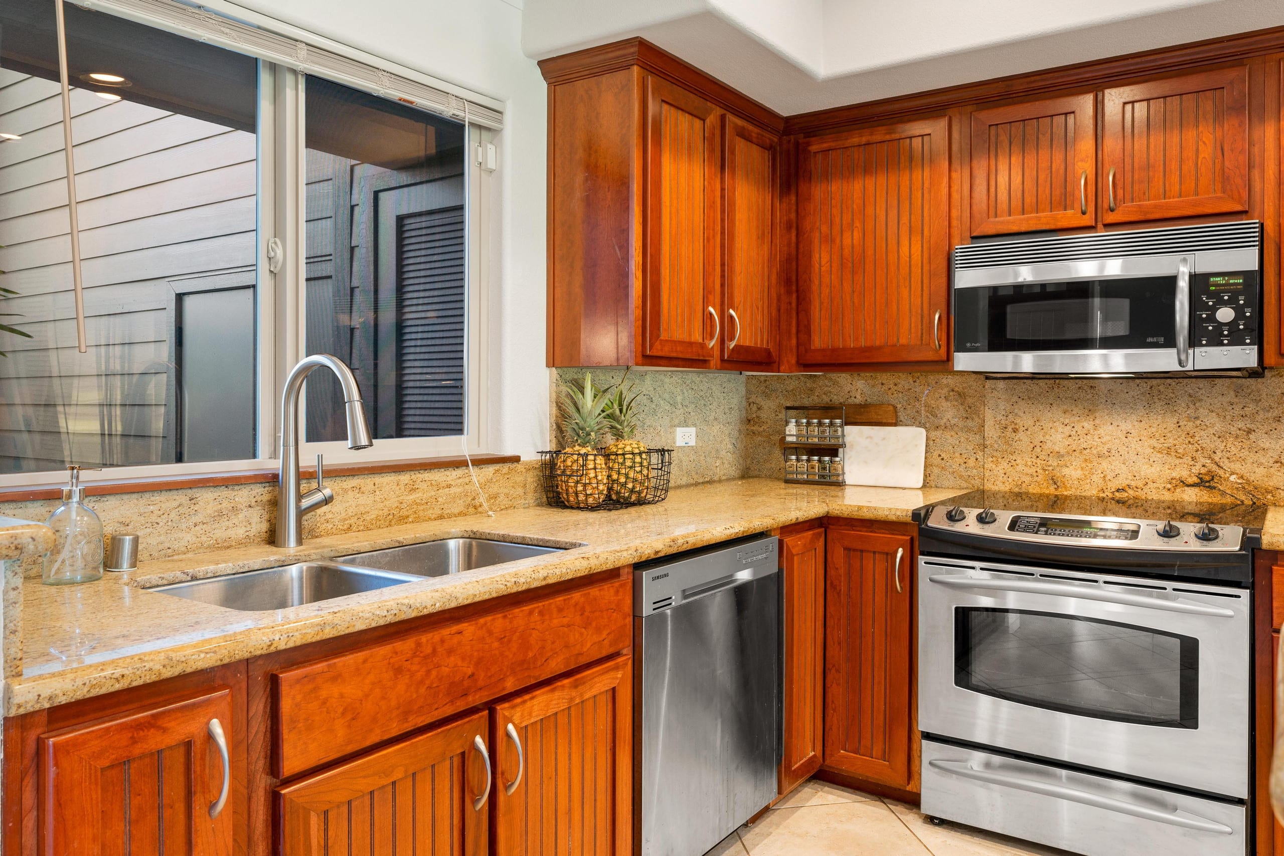 Townhouse in Waimea · ★4.9 · 3 bedrooms · 4 beds · 2 baths - Image 5