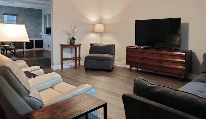 Open concept layout with plenty of room to sprawl out in the living room.