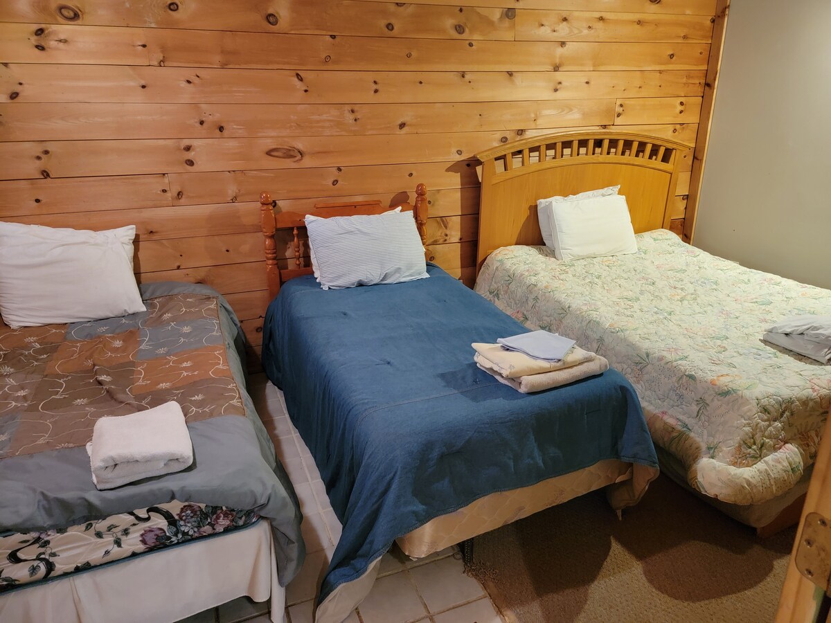 Dormitorio de nivel inferior