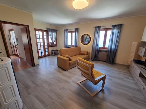 Top performing Airbnb: Matteo's House in Torri Del Benaco