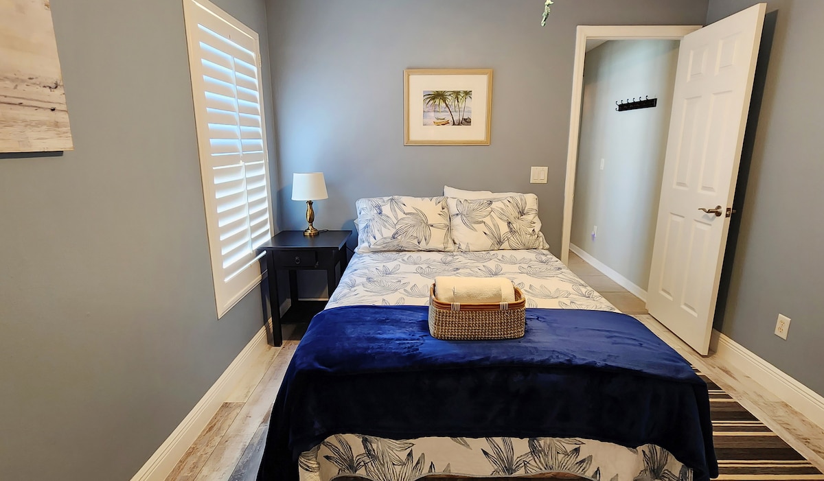 Лидо соба, брачен кревет (широк 150-179 см)