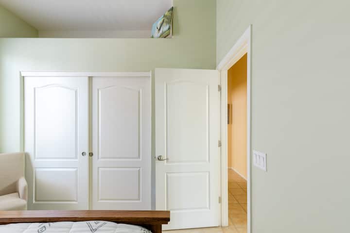 חדר שינה 2 חדר ארונות 