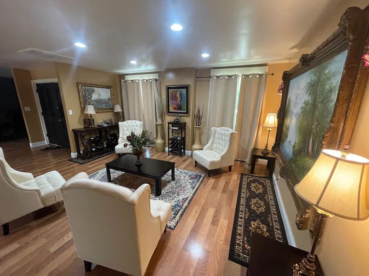 Beautiful & Elegant House in North West Fresno Houses for Rent in