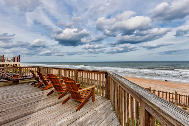 The Pink Seahorse - Beachfront Modern A-Frame - Houses for Rent in