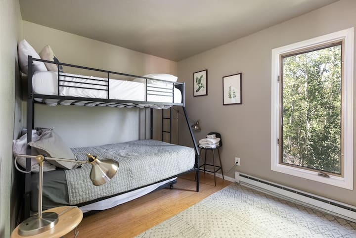 საძინებელი 4