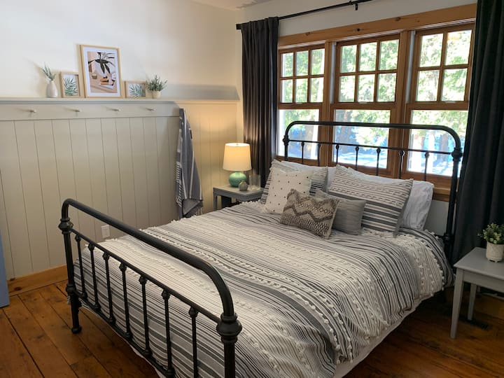 Quarto #1
cama queen size