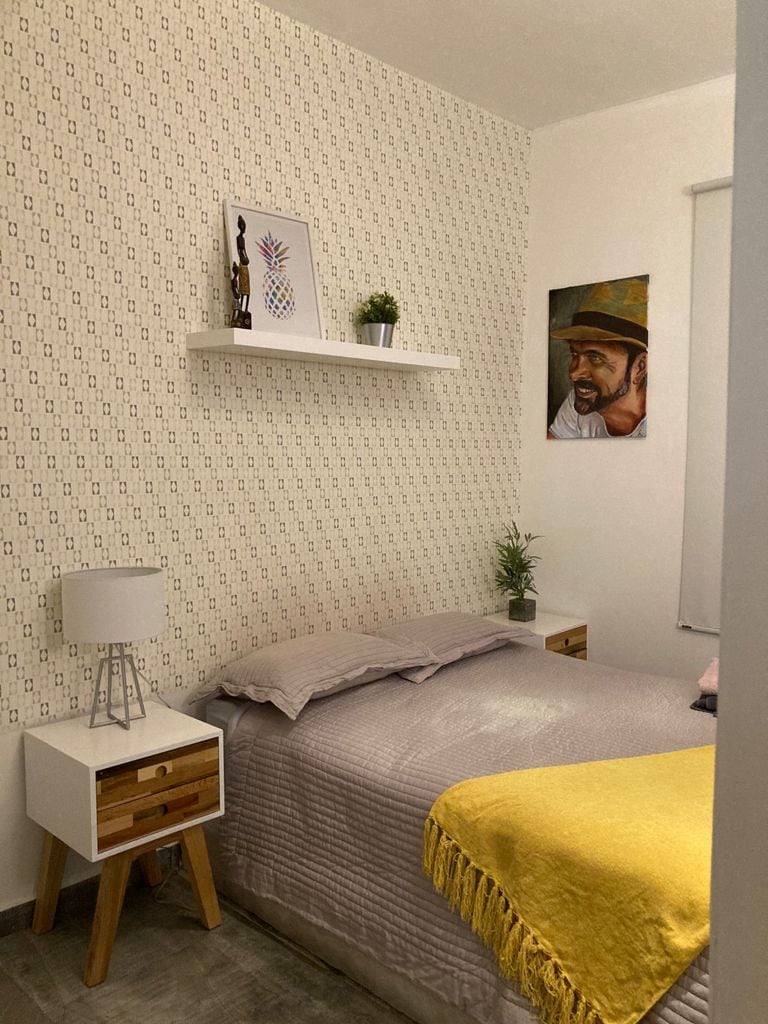 ห้องสีเหลือง - สีม่วง