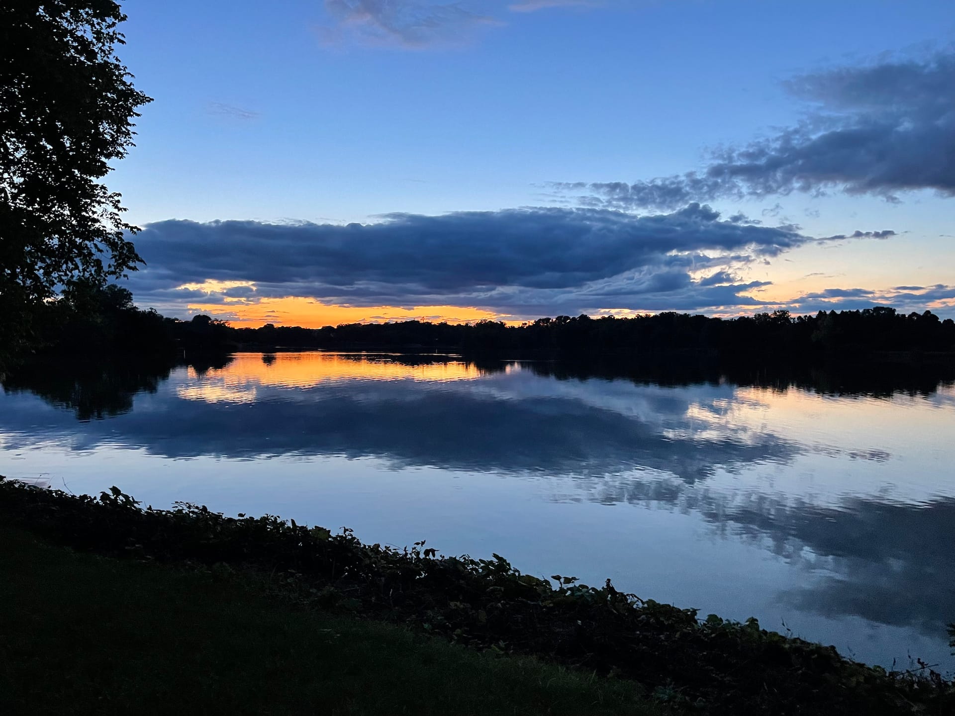 Sunset on the River, Walk to Town Eateries & Shops