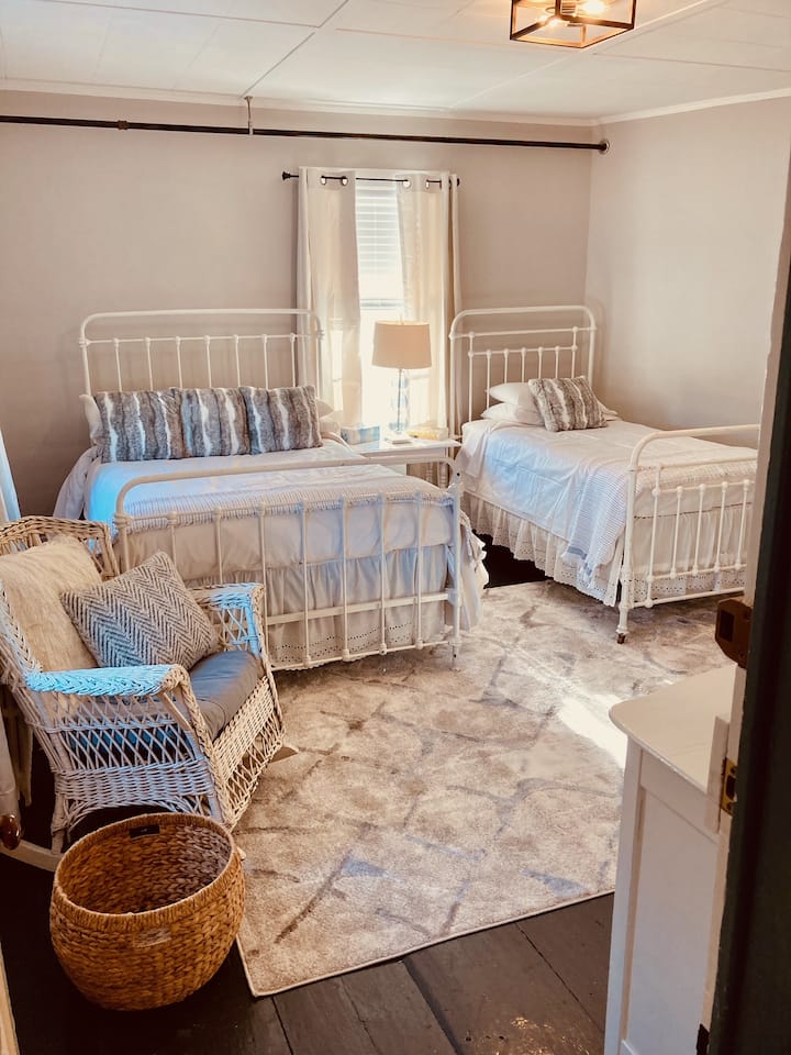 Актуализирана стая 1 1/8/21, всяка стая ще бъде актуализирана, за да бъде сходен изглед през зимата.