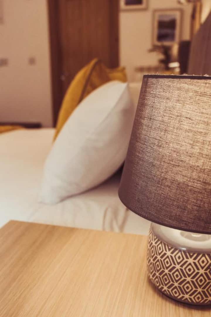 Bračni krevet (180x200)