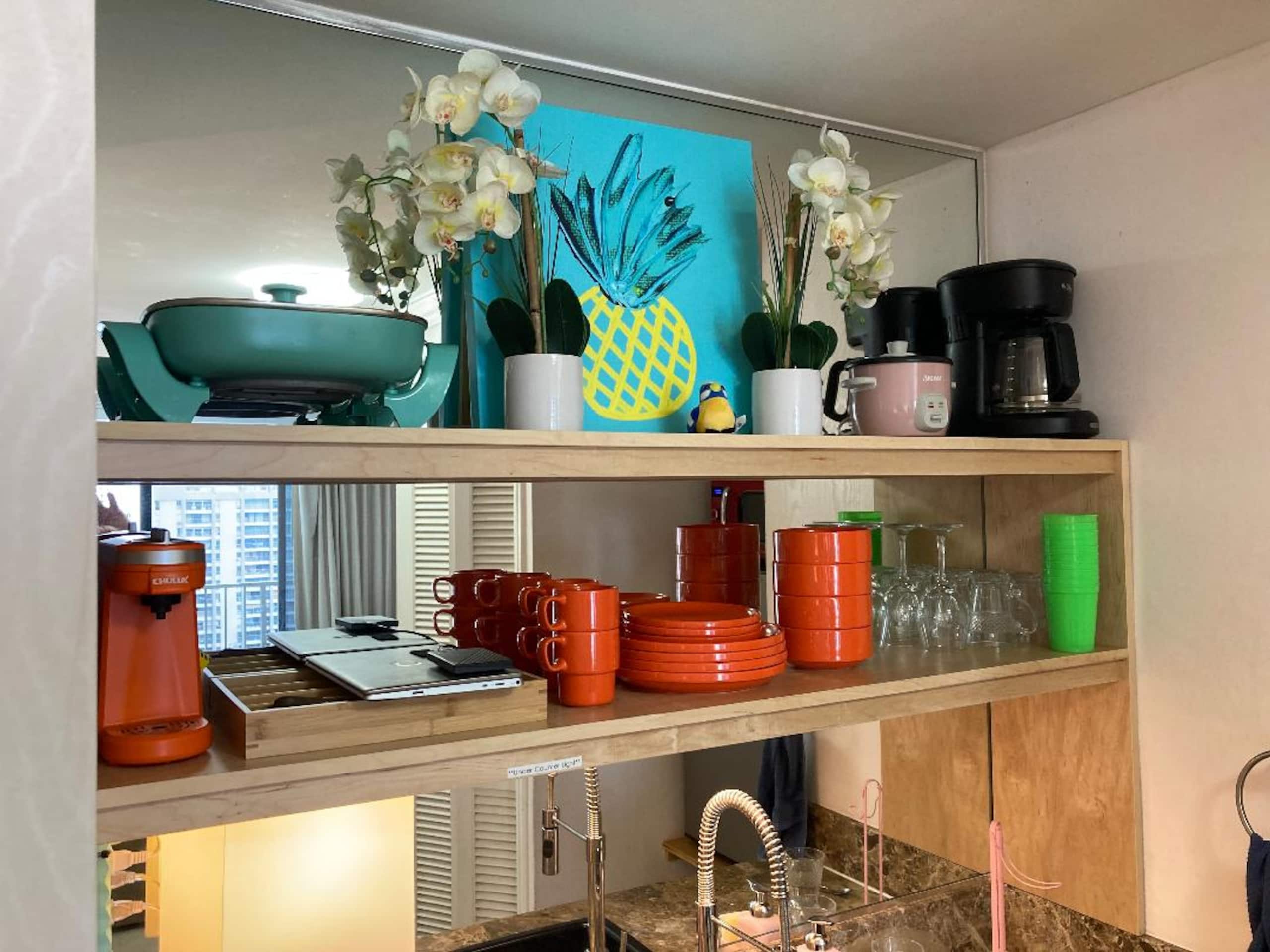 Resort in Honolulu · ★4.73 · Studio · 3 beds · 1 private bath - Image 18