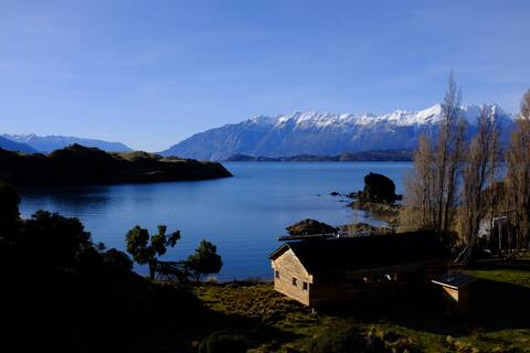 Isla Macias - Cabin with a lake view