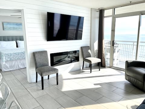 Gone Coastal/ Prime Location