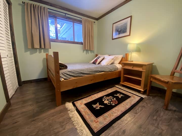 Cama doble en la planta superior (dormitorio 3)