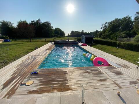 Villa with large pool at the swimming bay and close to town.