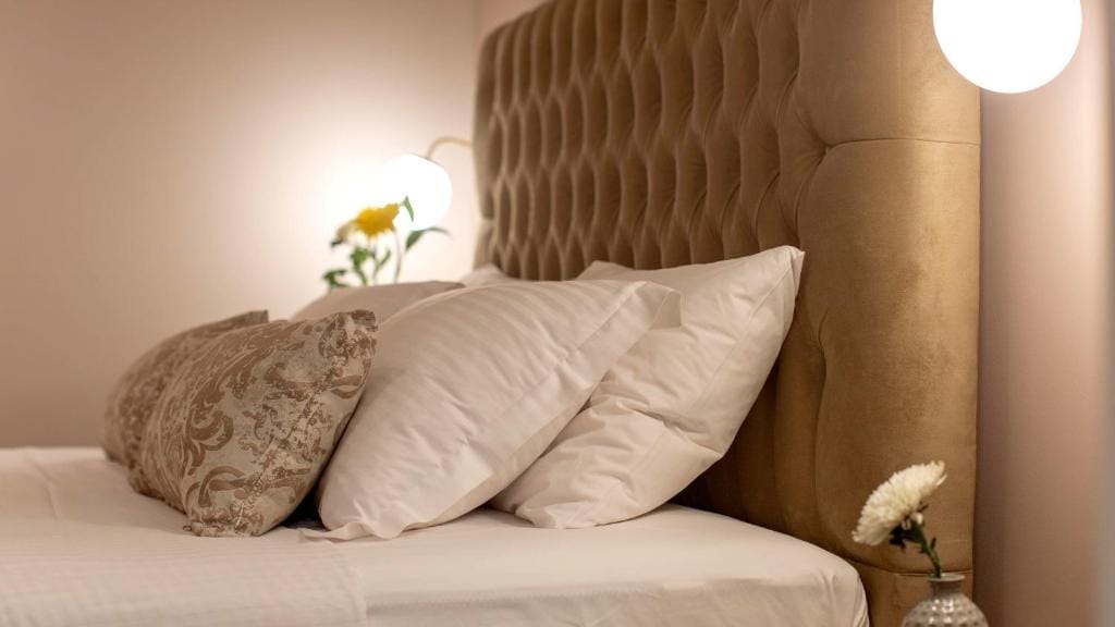 საძინებელი 1