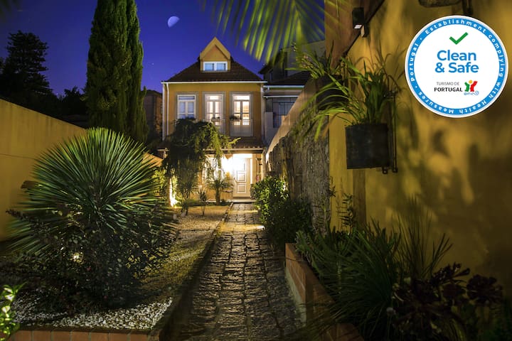 Cedofeita Village in Porto – Terraces and Garden