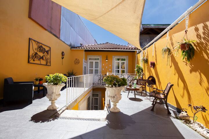 Cedofeita Village in Porto – Terraces and Garden gallery image 5