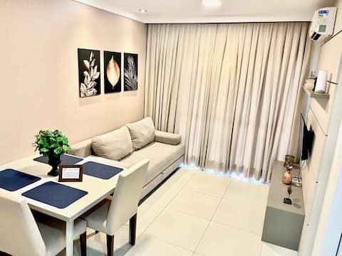 Amazing full apt, 80m from beach, with pool