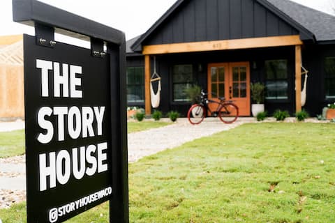 Successful Airbnb property: The Story House - Brand New Home in Silos District in Waco