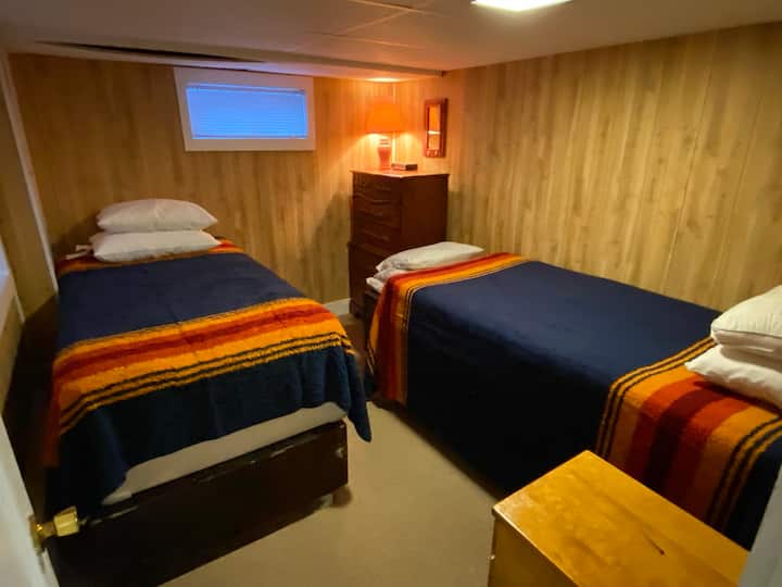 Chumba cha kulala 4 - vitanda viwili pacha