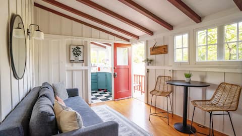 Top Airbnb: Downtown Treehouse-Vibe, Mountain Views, Bikes in Santa Barbara