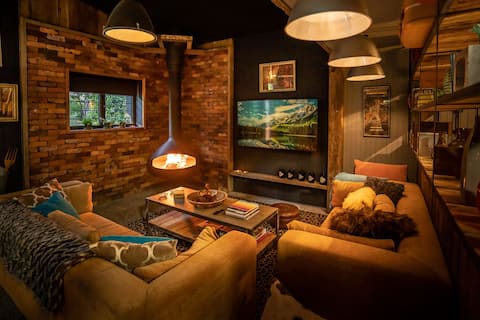 Popular Airbnb listing: The Bangalow Barn in the Byron Hinterland in Bangalow