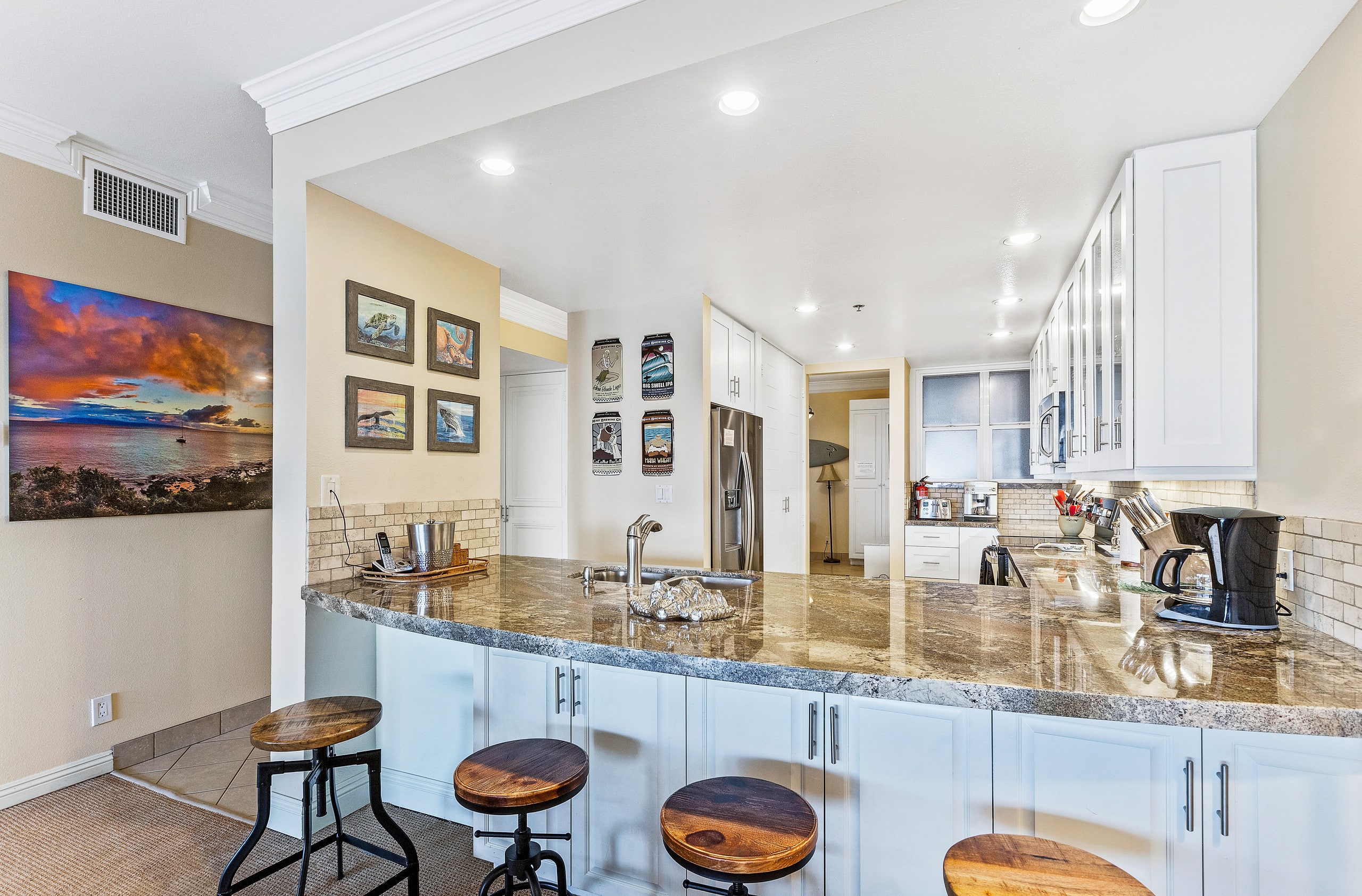 Condo in Lahaina · ★4.93 · 2 bedrooms · 3 beds · 2 private baths - Image 22