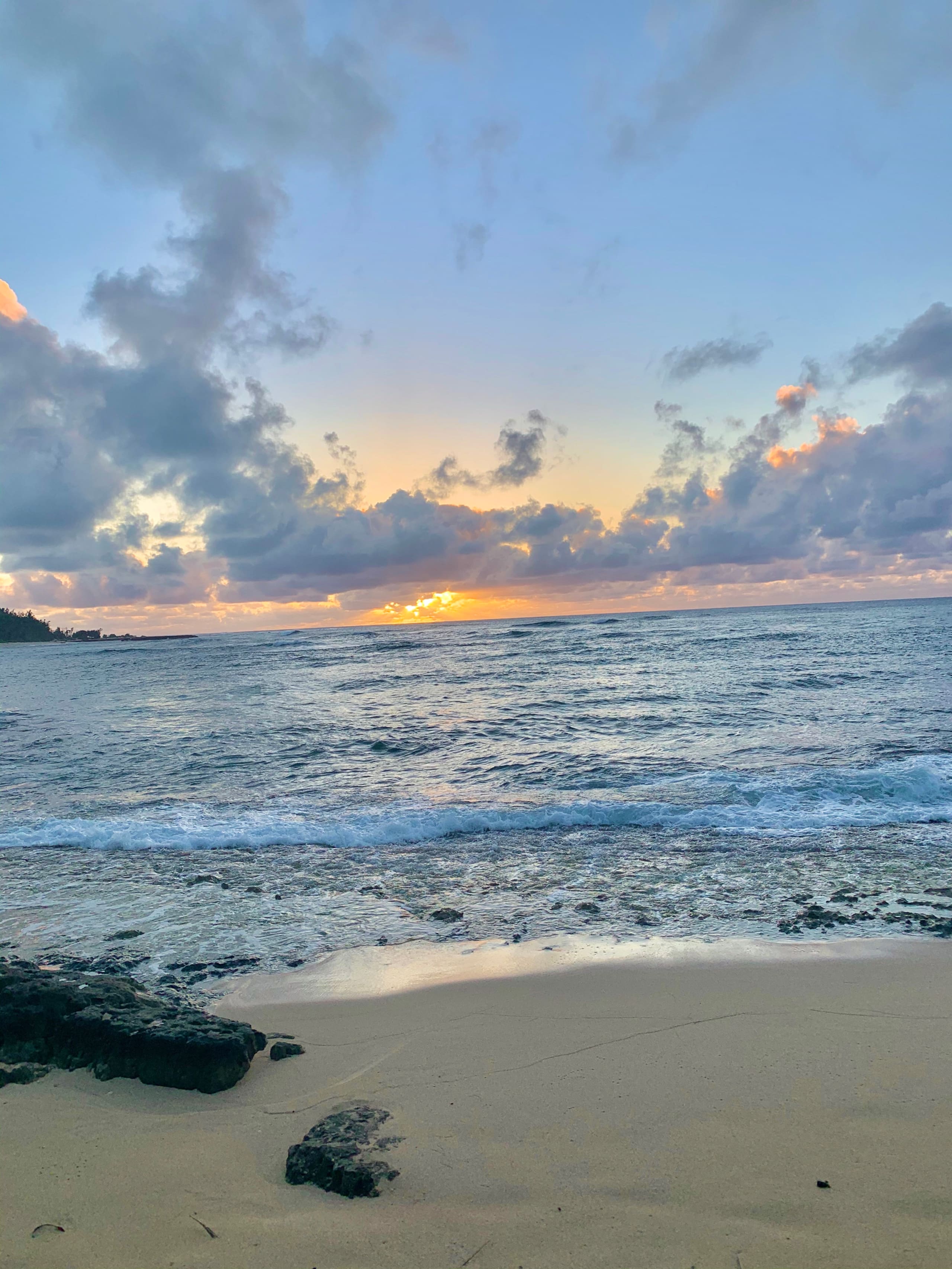Townhouse in Kahuku · ★4.92 · 1 bedroom · 3 beds · 1 private bath - Image 2