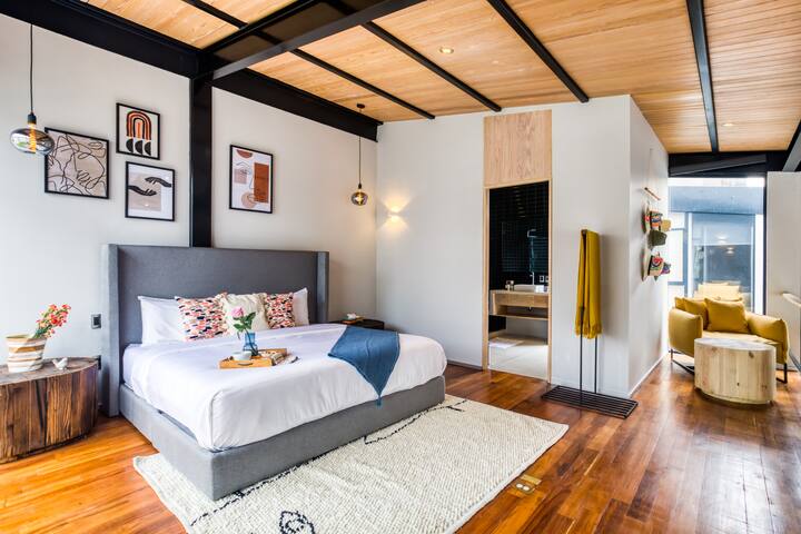 Penthouse Steps from Pque México | Private Terr! gallery image 4