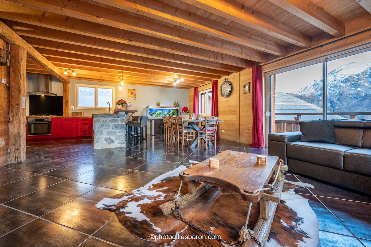 Top Airbnb: CHALET 9 people à Orcières