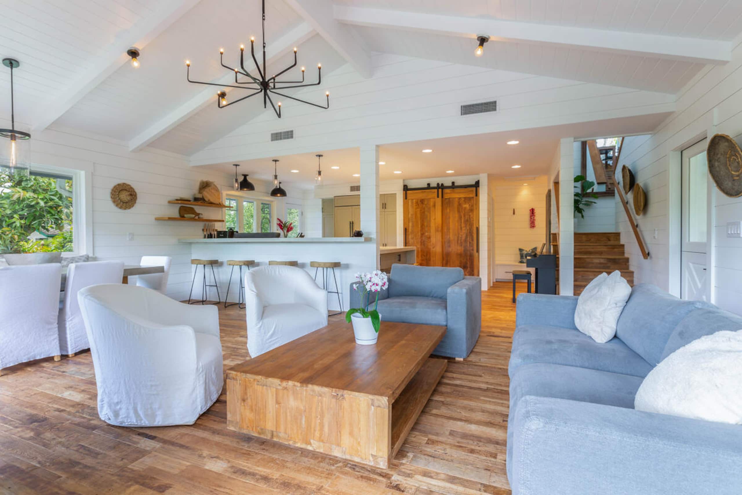Home in Princeville · ★4.98 · 3 bedrooms · 4 beds · 3 baths - Image 1