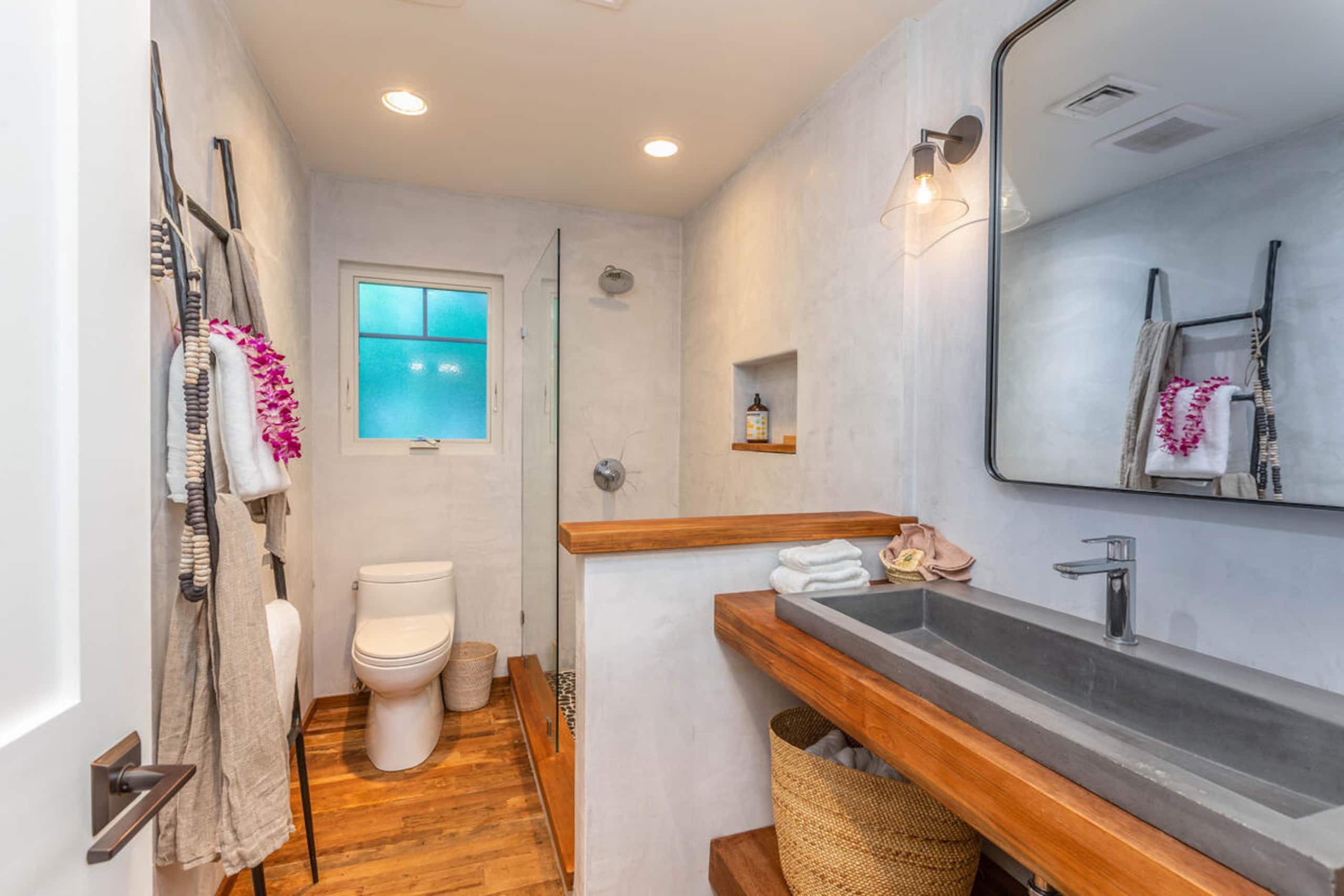 Home in Princeville · ★4.98 · 3 bedrooms · 4 beds · 3 baths - Image 23