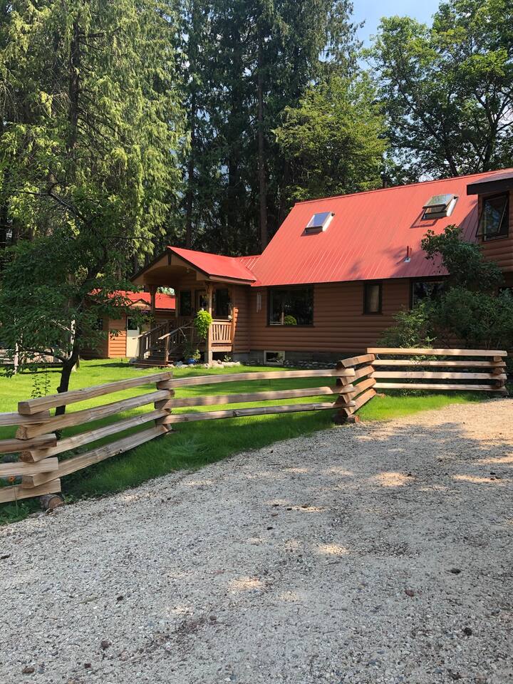 Nakusp Vacation Rentals & Homes British Columbia, Canada Airbnb