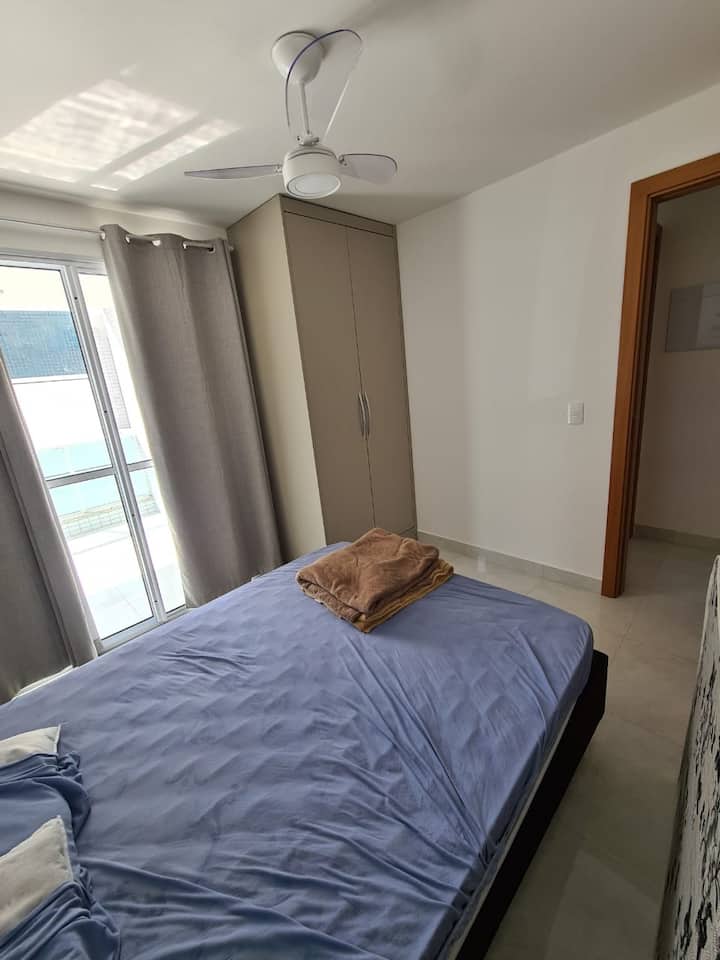 Ažurirana je fotografija spavaće sobe na kojoj se vidi postavljen novi ormarić