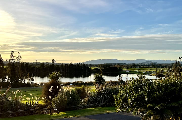 Tui Lakehouse-Iveagh Bay-Lake Brunner