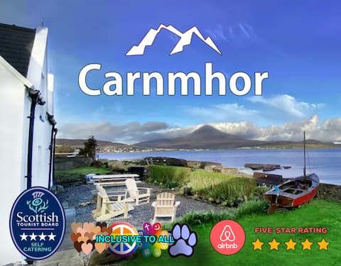 Carnmhor, 252y/o Stunning cottage on its own shore