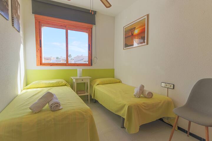 غرفة النوم 2