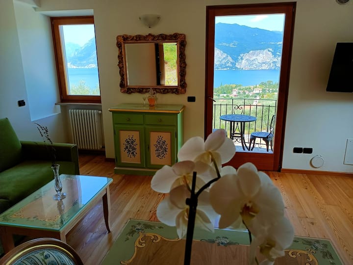 Domus Incantus • Comfort & Panorama • Apt 4 - Malcesine