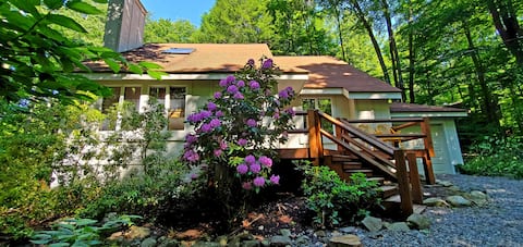 Airy, modern & fully stocked - ideal for families