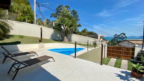 Heated pool, barbecue and amazing view