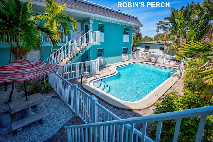 Treas Is St Pete Htd Pool 2 Blks Beach Boat Slip 9 - Treasure Island, FL